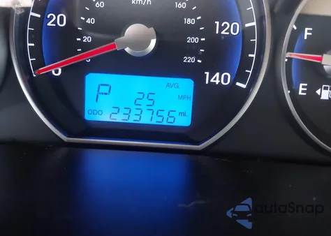 2011 Hyundai Santa Fe Gls V6 z USA, uszkodzony, nr VIN 5XYZGDAG0BG019912